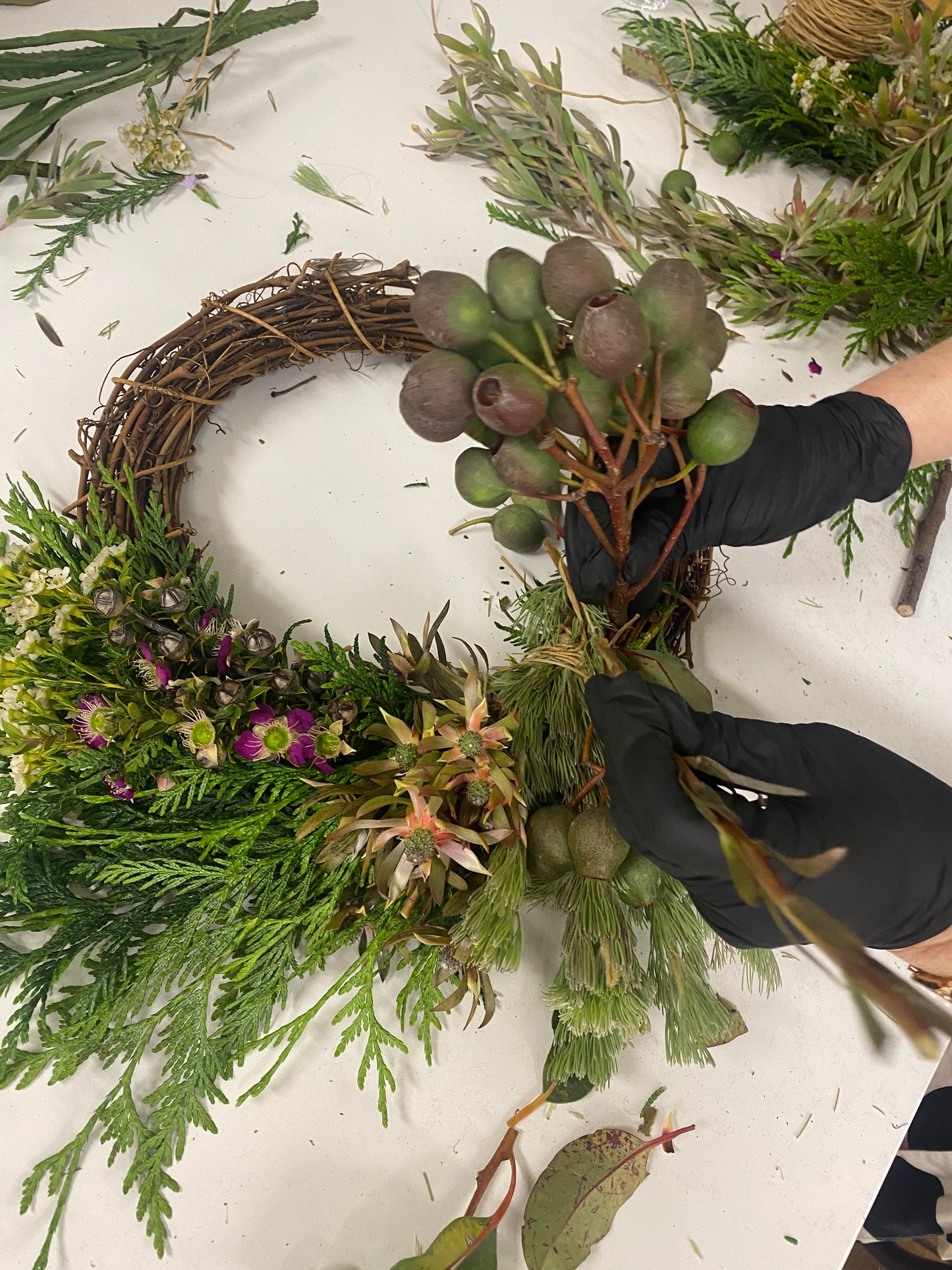 Christmas Wreath Making with Native Flowers | DECEMBER 2025